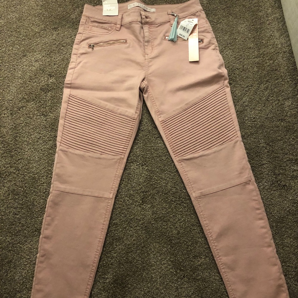 Brand new TinselTown soft skinny jeans